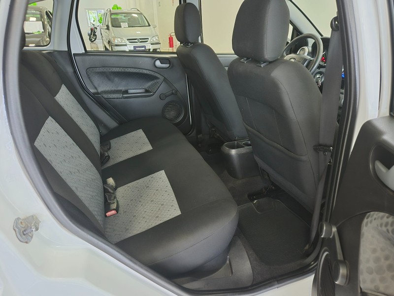 FIESTA 1.6 ROCAM SE 8V FLEX 4P MANUAL - 2014 - BENTO GONçALVES