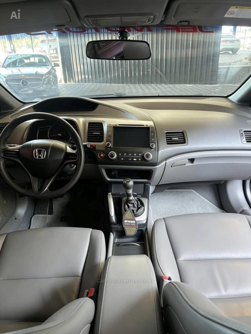 CIVIC 1.8 LXS 16V GASOLINA 4P MANUAL - 2007 - CAXIAS DO SUL