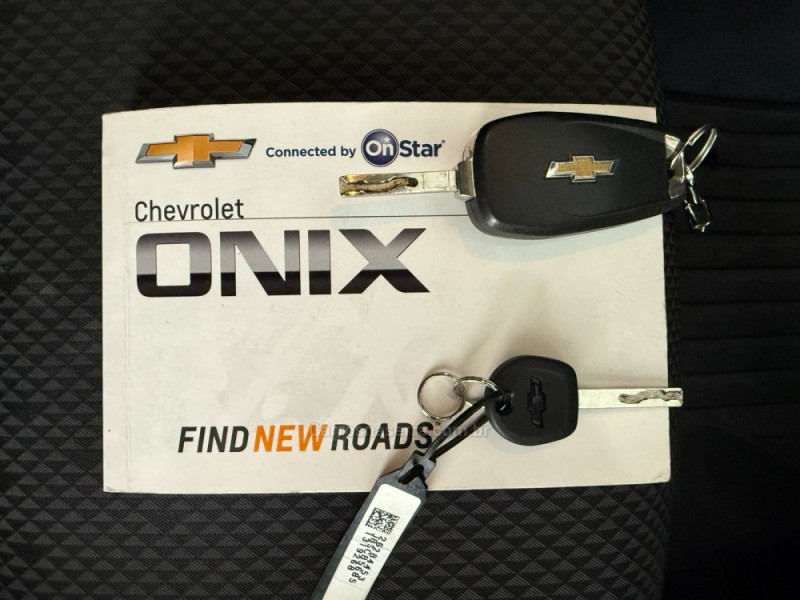 ONIX 1.0	LT PLUS 8V TURBO FLEX 4P AUTOMÁTICO - 2020 - NOVO HAMBURGO