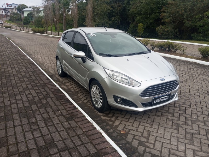 FIESTA 1.6 TITANIUM HATCH 16V FLEX 4P AUTOMÁTICO - 2016 - CAXIAS DO SUL