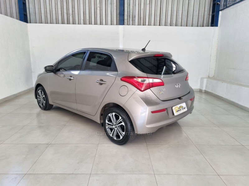 HB20 1.0 COMFORT PLUS 12V FLEX 4P MANUAL - 2017 - VACARIA