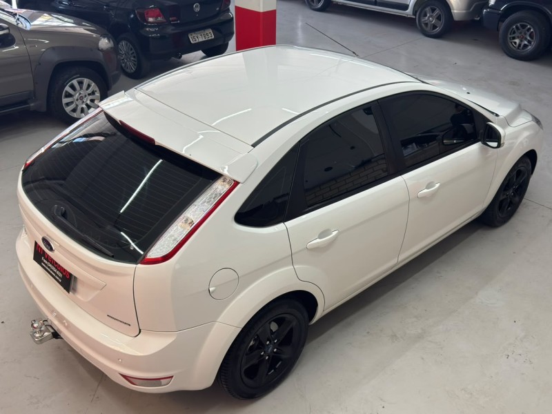FOCUS 2.0 SE PLUS 16V FLEX 4P AUTOMÁTICO - 2013 - CAXIAS DO SUL