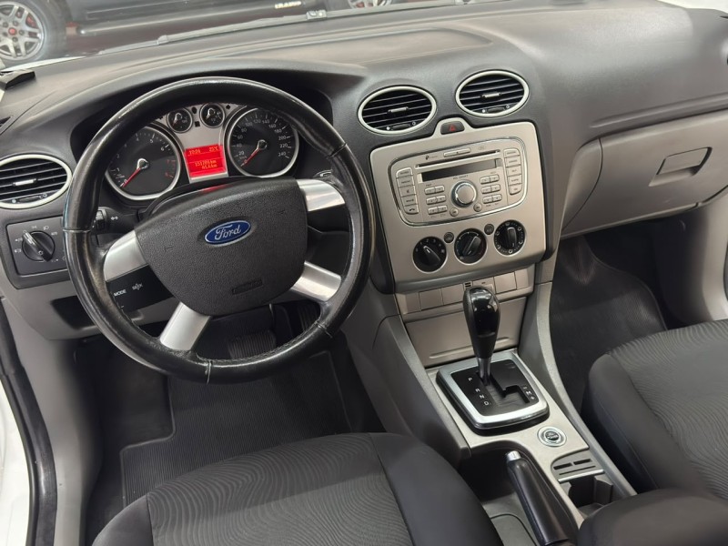 FOCUS 2.0 SE PLUS 16V FLEX 4P AUTOMÁTICO - 2013 - CAXIAS DO SUL