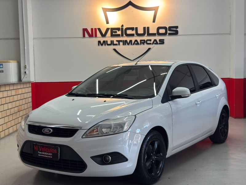 focus 2.0 se plus 16v flex 4p automatico 2013 caxias do sul