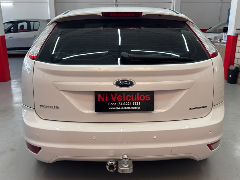FOCUS 2.0 SE PLUS 16V FLEX 4P AUTOMÁTICO - 2013 - CAXIAS DO SUL