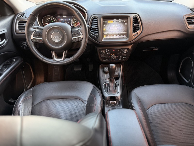 COMPASS 2.0 16V DIESEL TRAILHAWK 4X4 AUTOMÁTICO - 2017 - SãO LEOPOLDO