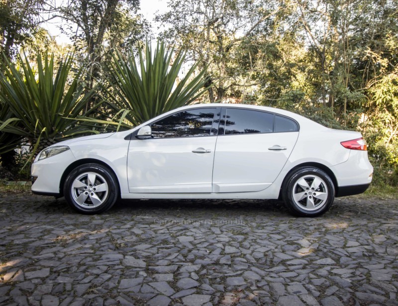 FLUENCE 2.0 DYNAMIQUE 16V FLEX 4P AUTOMÁTICO - 2013 - NOVO HAMBURGO
