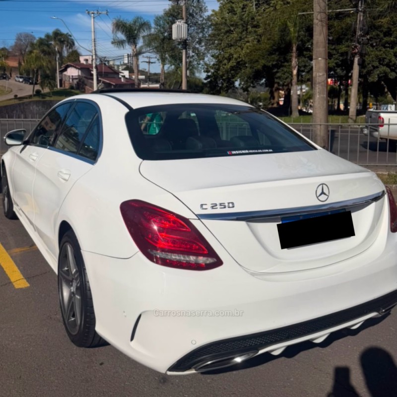 C 250 1.8 CGI SPORT TURBO 16V GASOLINA 2P AUTOMÁTICO - 2015 - BENTO GONçALVES