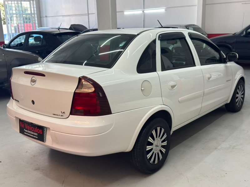 CORSA 1.4 MPFI PREMIUM SEDAN 8V FLEX 4P MANUAL - 2009 - CAXIAS DO SUL