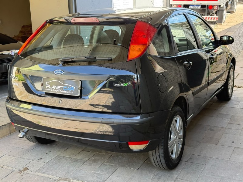 FOCUS 1.6 GL 8V FLEX 4P MANUAL - 2008 - FARROUPILHA