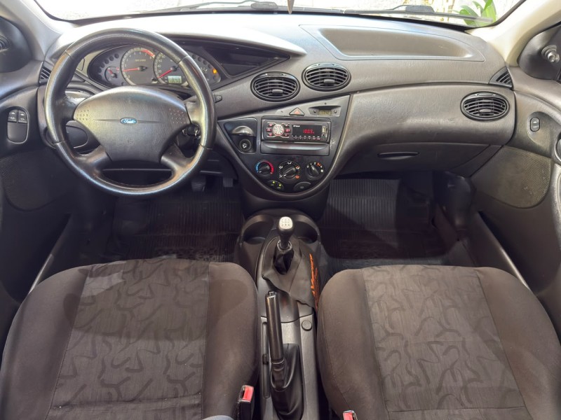 FOCUS 1.6 GL 8V FLEX 4P MANUAL - 2008 - FARROUPILHA