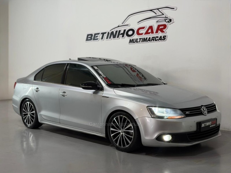 JETTA 2.0 COMFORTLINE FLEX 4P TIPTRONIC - 2011 - ESTâNCIA VELHA