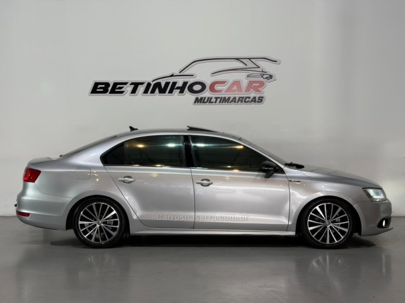 JETTA 2.0 COMFORTLINE FLEX 4P TIPTRONIC - 2011 - ESTâNCIA VELHA