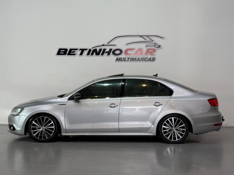 JETTA 2.0 COMFORTLINE FLEX 4P TIPTRONIC - 2011 - ESTâNCIA VELHA