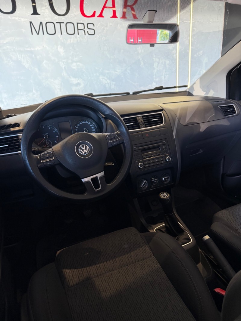 FOX 1.6 MI ITREND 8V FLEX 4P MANUAL - 2013 - CAXIAS DO SUL