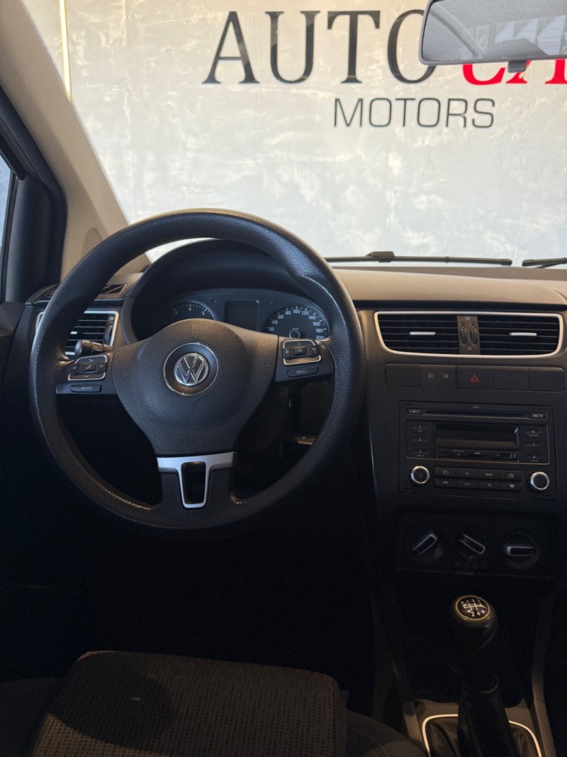 FOX 1.6 MI ITREND 8V FLEX 4P MANUAL - 2013 - CAXIAS DO SUL
