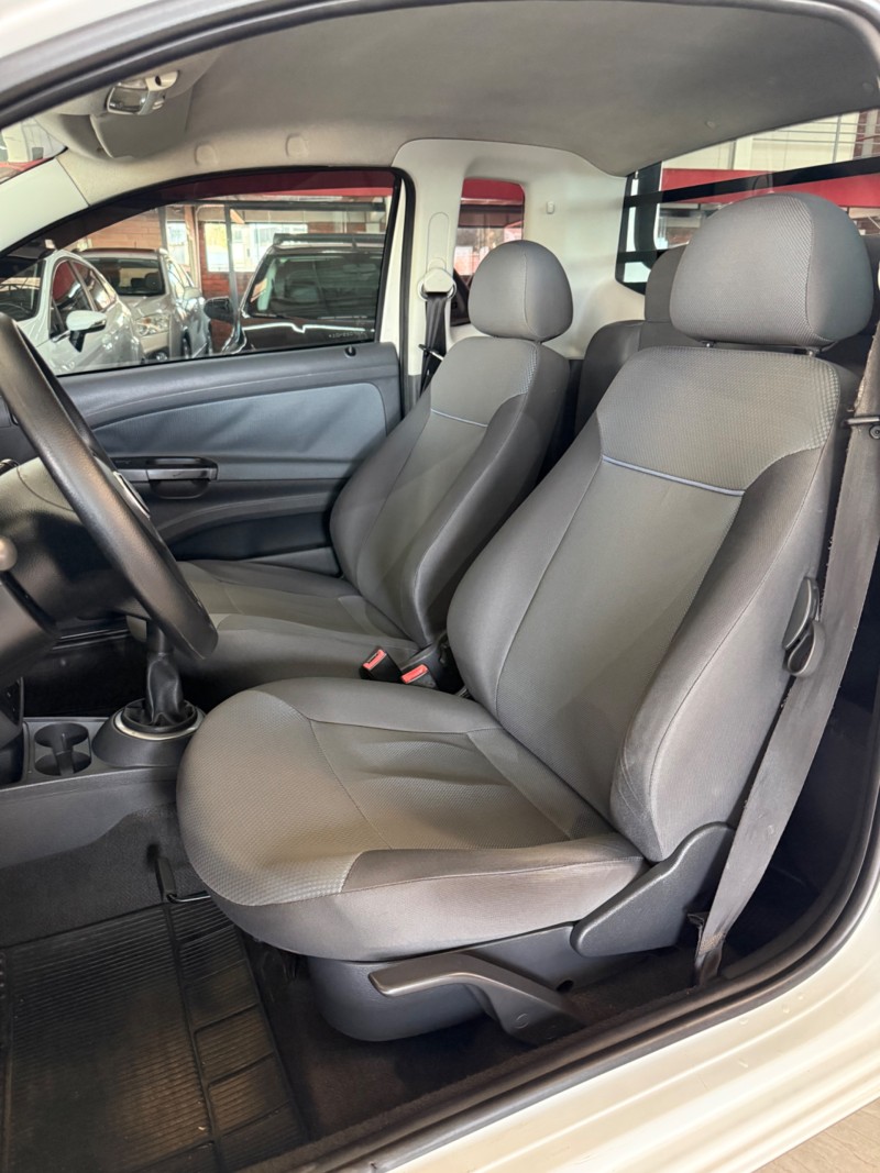 SAVEIRO 1.6 MI CE 8V FLEX 2P MANUAL G.V - 2011 - FARROUPILHA