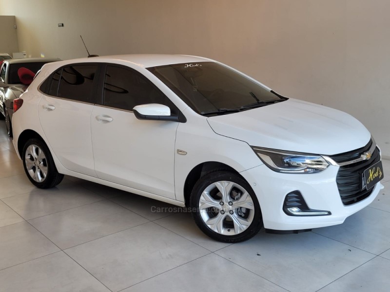 ONIX 1.0 PREMIER II 12V TURBO FLEX 4P AUTOMÁTICO - 2021 - CANELA