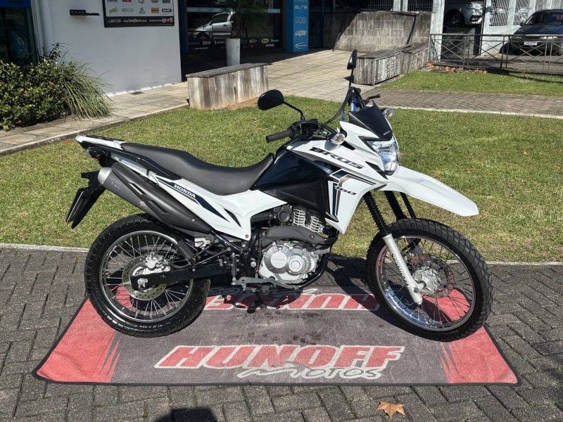 nxr 160 bros esdd 2022 feliz