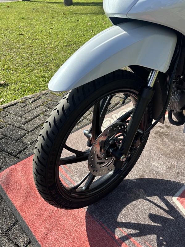 BIZ 125 EX - 2025 - FELIZ