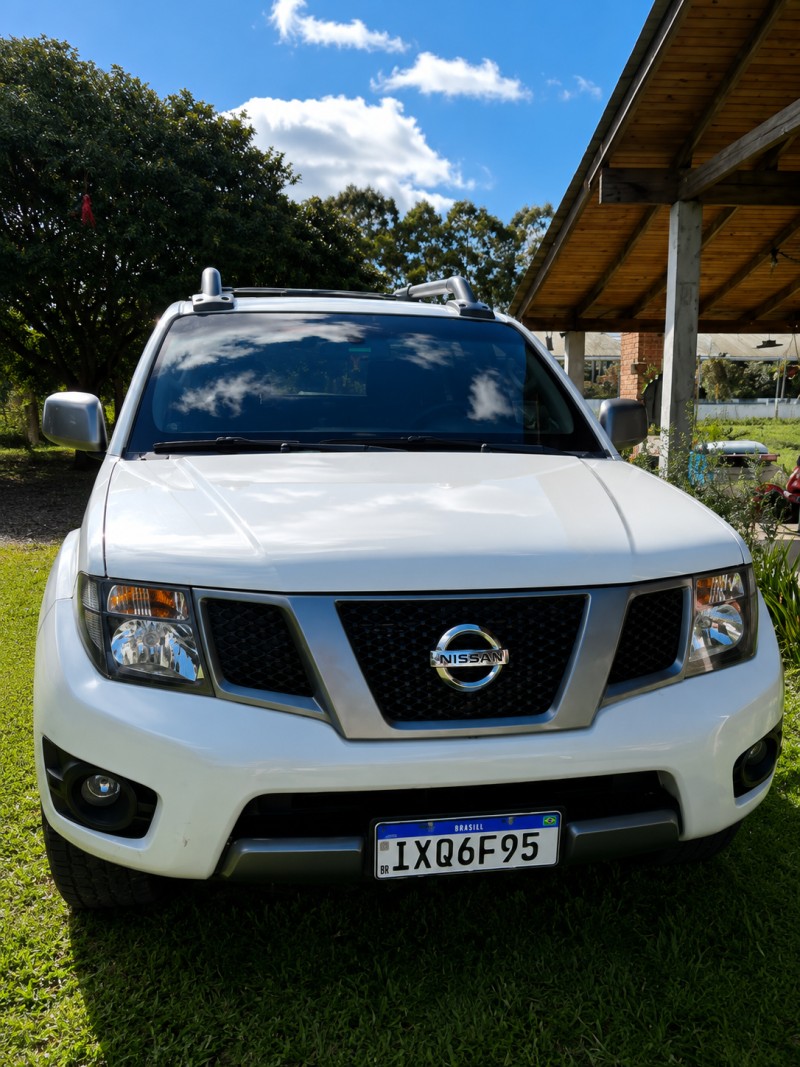 FRONTIER 2.5 SV ATTACK 4X4 CD TURBO ELETRONIC DIESEL 4P AUTOMÁTICO - 2016 - GARIBALDI