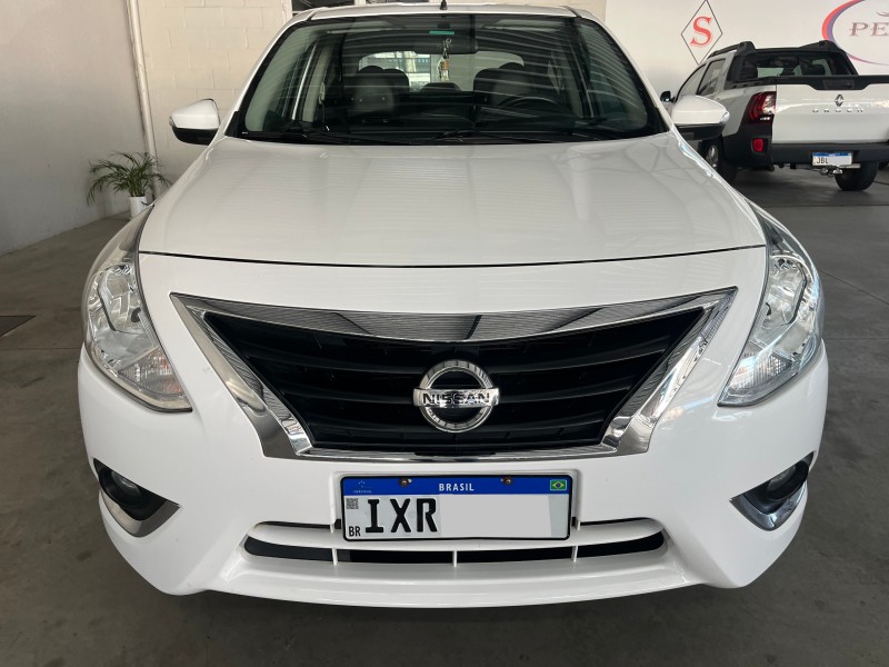 VERSA 1.6 16V FLEX UNIQUE 4P AUTOMÁTICO - 2017 - CAXIAS DO SUL