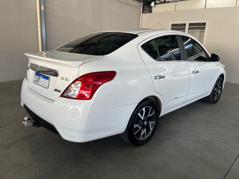 VERSA 1.6 16V FLEX UNIQUE 4P AUTOMÁTICO - 2017 - CAXIAS DO SUL