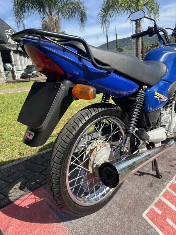 CG 125 TITAN ES - 2001 - FELIZ