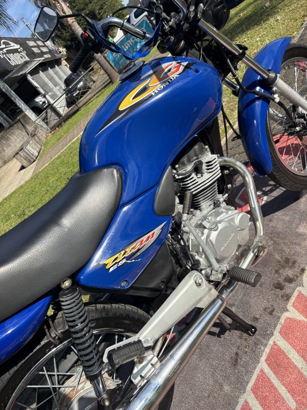 CG 125 TITAN ES - 2001 - FELIZ