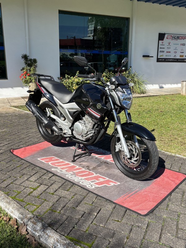FAZER YS 250 - 2015 - FELIZ