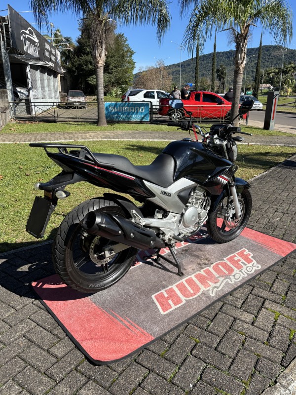FAZER YS 250 - 2015 - FELIZ