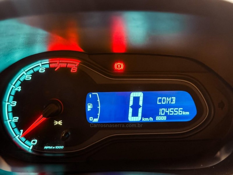 ONIX 1.0 LT 12V FLEX 4P MANUAL - 2014 - NOVA PRATA