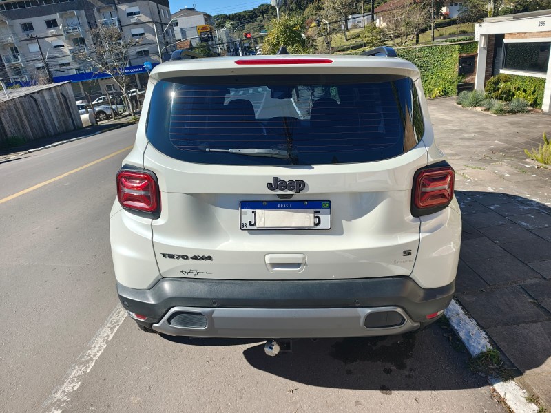 RENEGADE 1.3 S T270 16V TURBO FLEX 4X4 4P AUTOMÁTICO - 2022 - FARROUPILHA