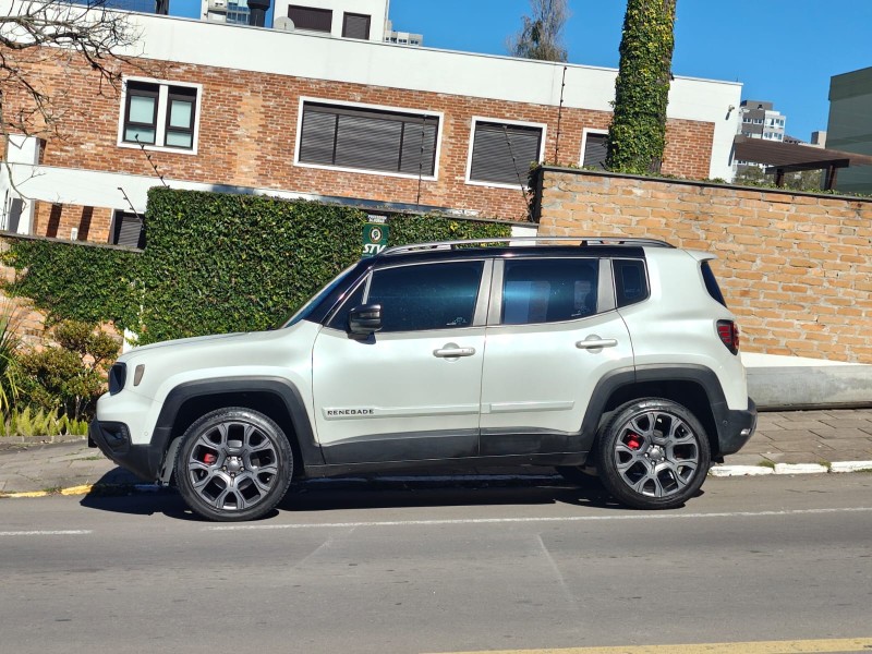 RENEGADE 1.3 S T270 16V TURBO FLEX 4X4 4P AUTOMÁTICO - 2022 - FARROUPILHA