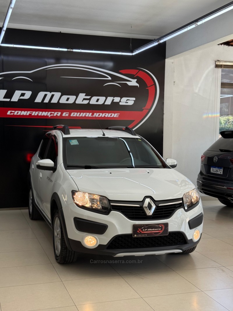SANDERO 1.6 STEPWAY 8V FLEX 4P AUTOMATIZADO - 2018 - FARROUPILHA