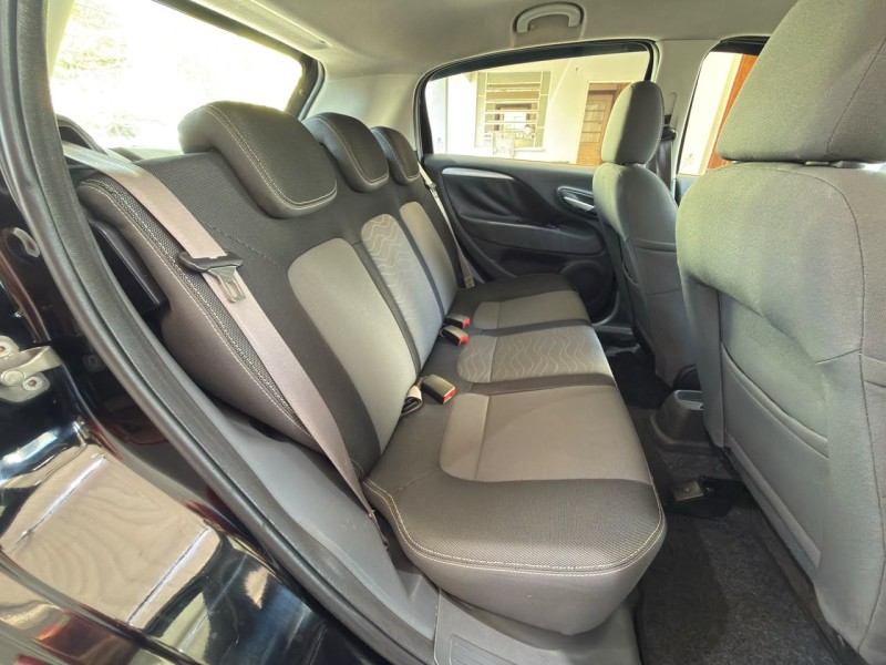 PUNTO 1.6 ESSENCE SP 16V FLEX 4P MANUAL - 2016 - FARROUPILHA