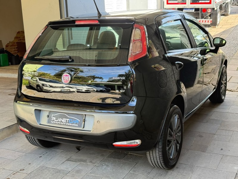 PUNTO 1.6 ESSENCE SP 16V FLEX 4P MANUAL - 2016 - FARROUPILHA