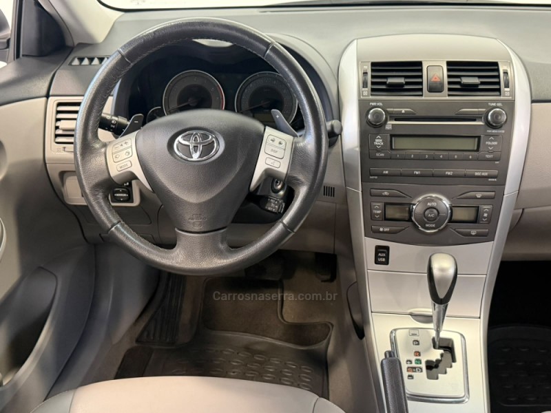 COROLLA 2.0 XEI 16V FLEX 4P AUTOMÁTICO - 2013 - BENTO GONçALVES