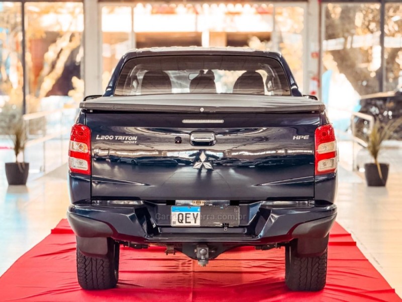 L200 TRITON 2.4 16V TURBO DIESEL SPORT HPE CD 4P 4X4 AUTOMÁTICO - 2018 - NOVA PRATA