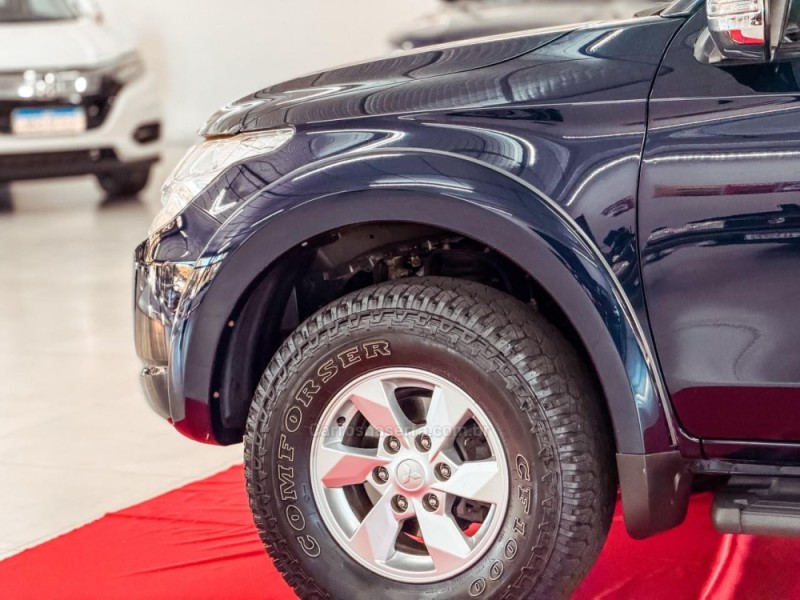 L200 TRITON 2.4 16V TURBO DIESEL SPORT HPE CD 4P 4X4 AUTOMÁTICO - 2018 - NOVA PRATA