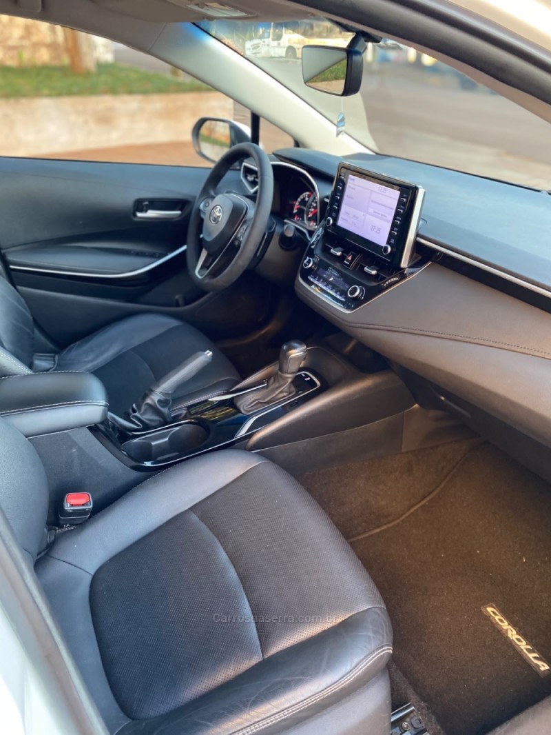 COROLLA 2.0 XEI 16V FLEX 4P AUTOMÁTICO - 2022 - SANANDUVA
