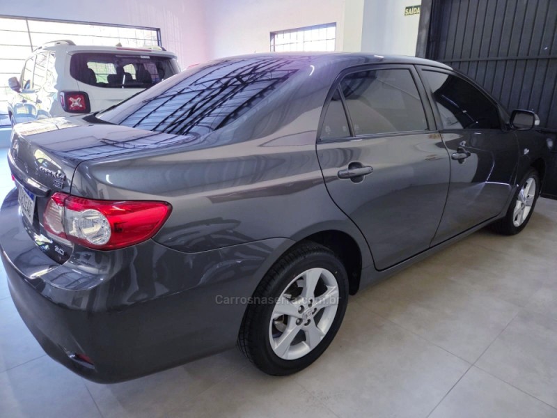 COROLLA 2.0 XEI 16V FLEX 4P AUTOMÁTICO - 2014 - CAMPO BOM