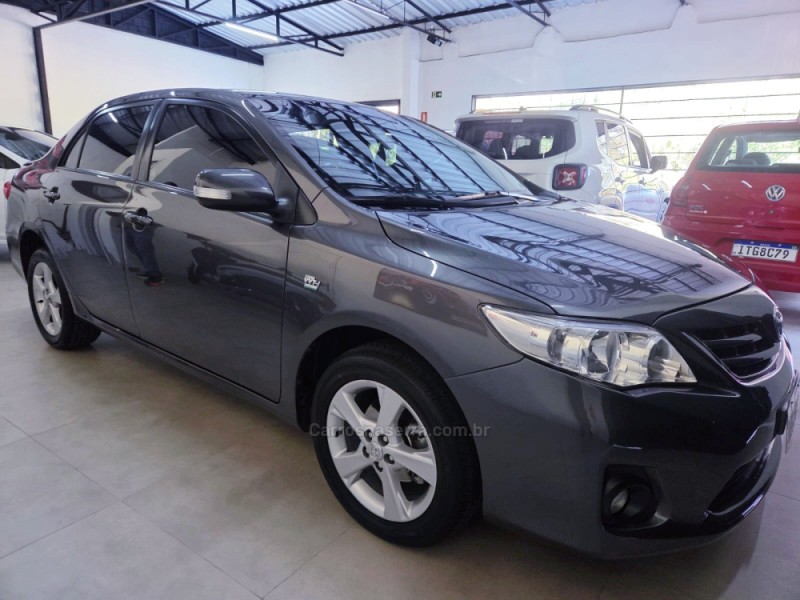 COROLLA 2.0 XEI 16V FLEX 4P AUTOMÁTICO - 2014 - CAMPO BOM