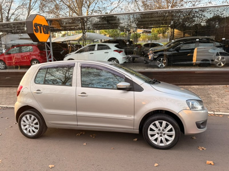 FOX 1.6 MI ITREND 8V FLEX 4P MANUAL - 2012 - DOIS IRMãOS
