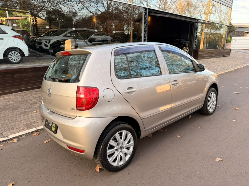 FOX 1.6 MI ITREND 8V FLEX 4P MANUAL - 2012 - DOIS IRMãOS