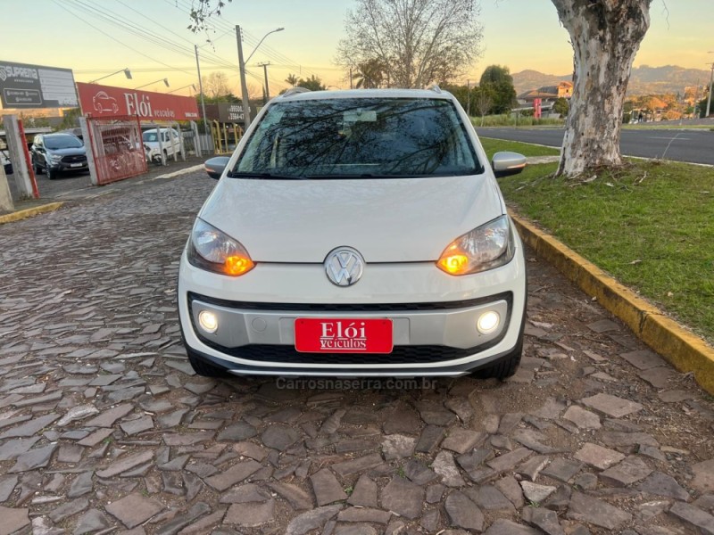 UP 1.0 CROSS 12V FLEX 4P MANUAL - 2016 - DOIS IRMãOS