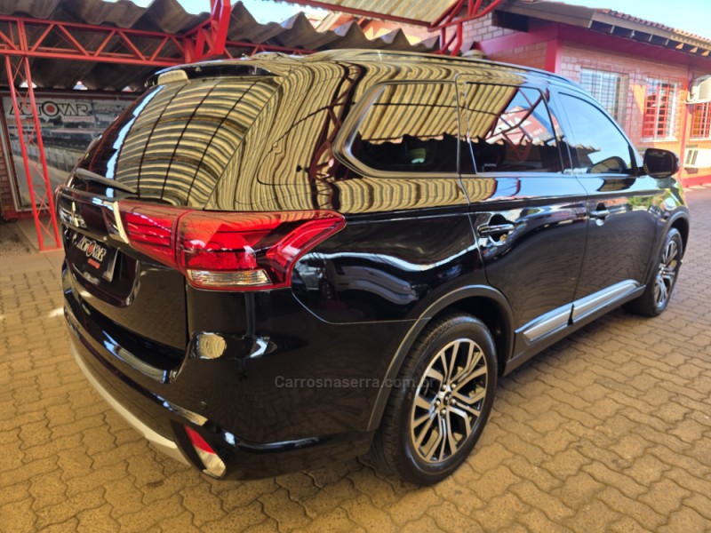 OUTLANDER 2.0 16V GASOLINA 4P AUTOMÁTICO - 2016 - SAPIRANGA