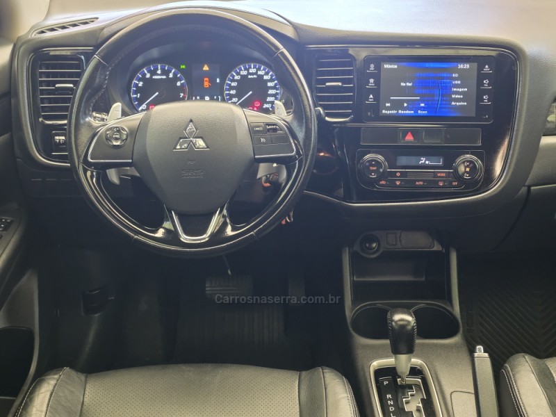OUTLANDER 2.0 16V GASOLINA 4P AUTOMÁTICO - 2016 - SAPIRANGA