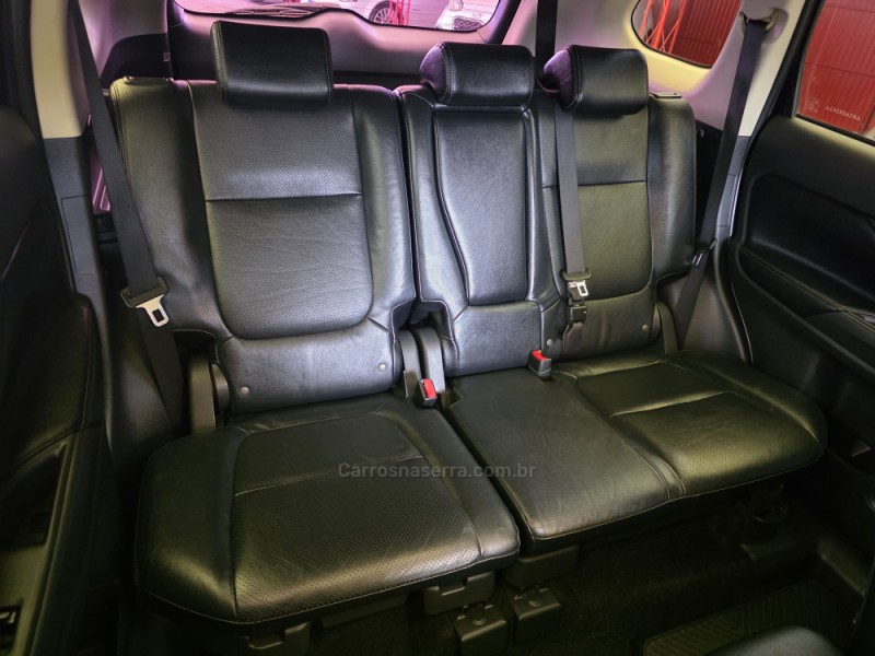 OUTLANDER 2.0 16V GASOLINA 4P AUTOMÁTICO - 2016 - SAPIRANGA