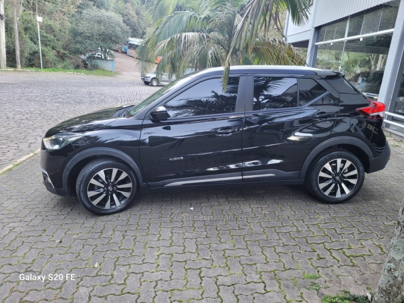KICKS 1.6 16V FLEX SV 4P XTRONIC - 2017 - NOVA PRATA